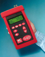 �ֳ�ʽ���������ǣ�Ӣ��,O2/NO/CO/SO2�� �ͺ�:UK63M/KM940-III