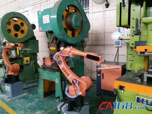 新时达助力佛山胡宝星职校机器人人才培养-企